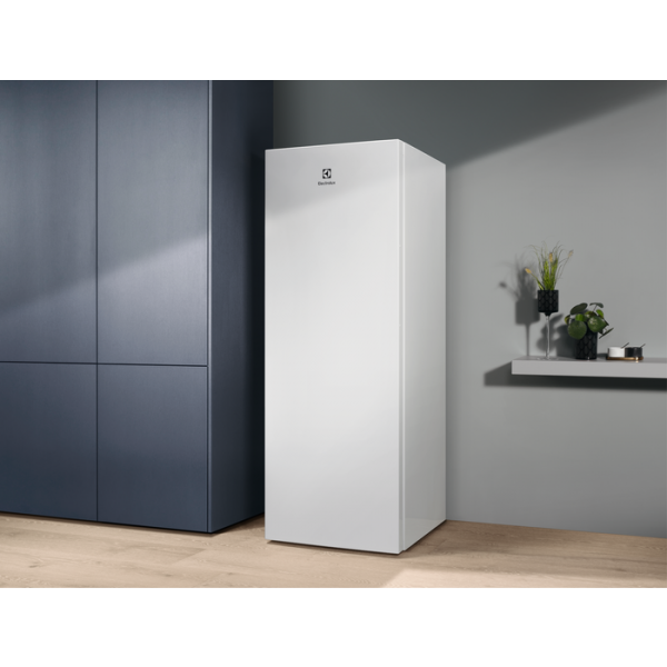 Frigoriferi Electrolux MONO FS LARD LRB1DE33W E 155CM VENT 923421313