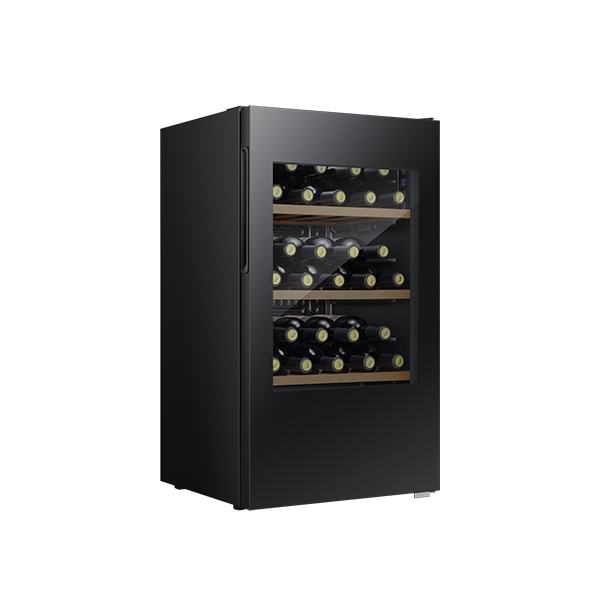 CANTINETTE Hisense Cantinetta Vino 93lt 30 bottiglie 4 ripiani classe G Dimensioni con maniglia esterna (LxPxA): 475x448x840 mm