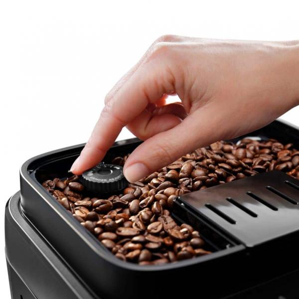 PREPARAZIONE CIBO Delonghi_b MACCHINA CAFFE AUTOMATICA MAGNIFICA EVO NEXT NERO